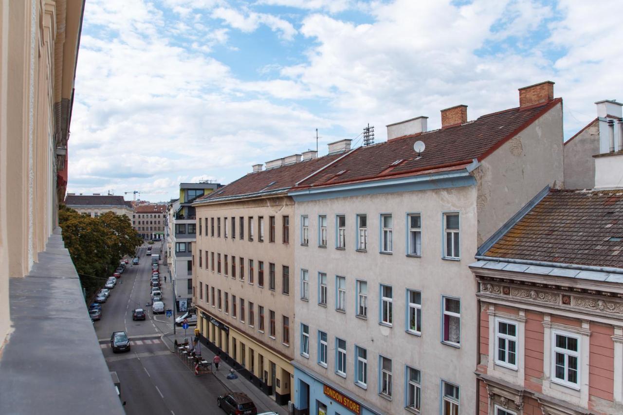 Numa Vienna Strauss Aparthotel Bagian luar foto